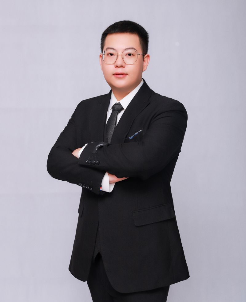 肖建行总经理